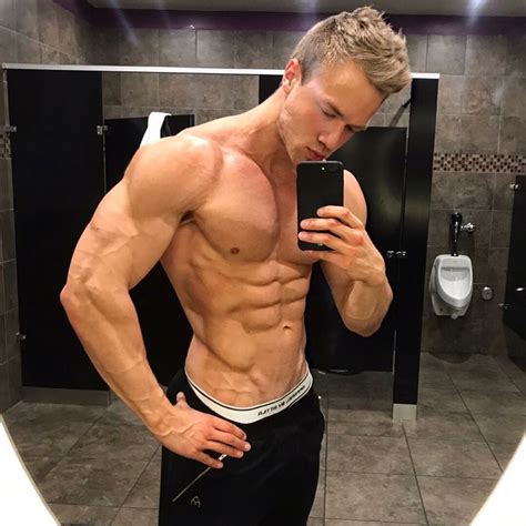 Attila Toth (@TheAttilaToth) .